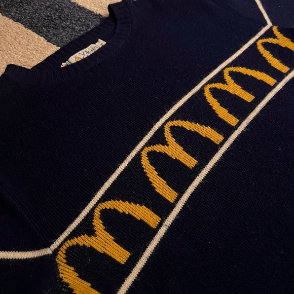 AMAZING RARE McDonald's Golden Arches Navy Blue 80s Vintage Sweater Small - Picture 2 of 9
